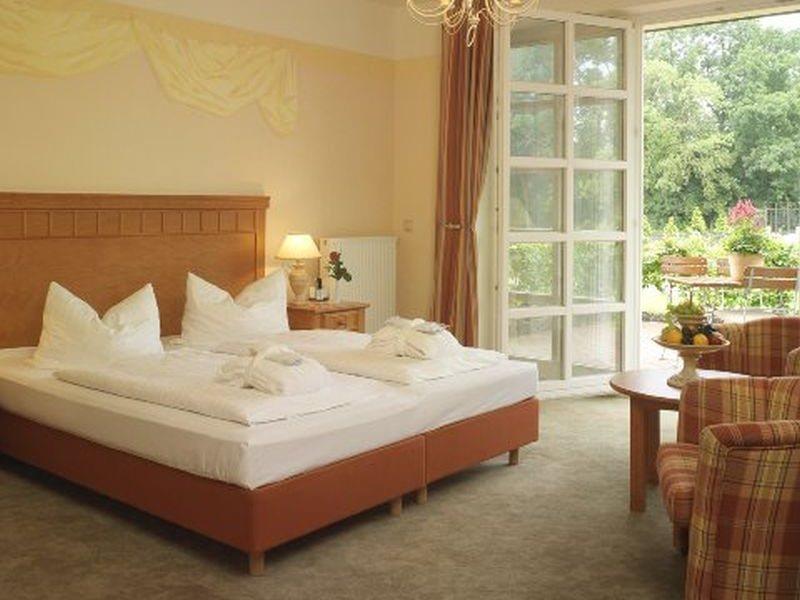 Landhotel Schloss Teschow Teterow Ngoại thất bức ảnh