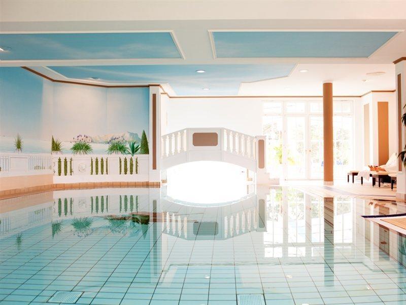 Landhotel Schloss Teschow Teterow Ngoại thất bức ảnh